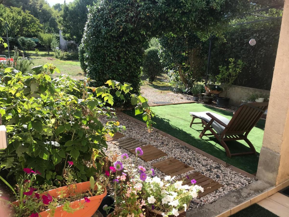 Chambre Et Salle De Bain Prive S'Ouvrant Sur Terrasse, Jardin Et Cuisine D'Ete Quillan Eksteriør bilde