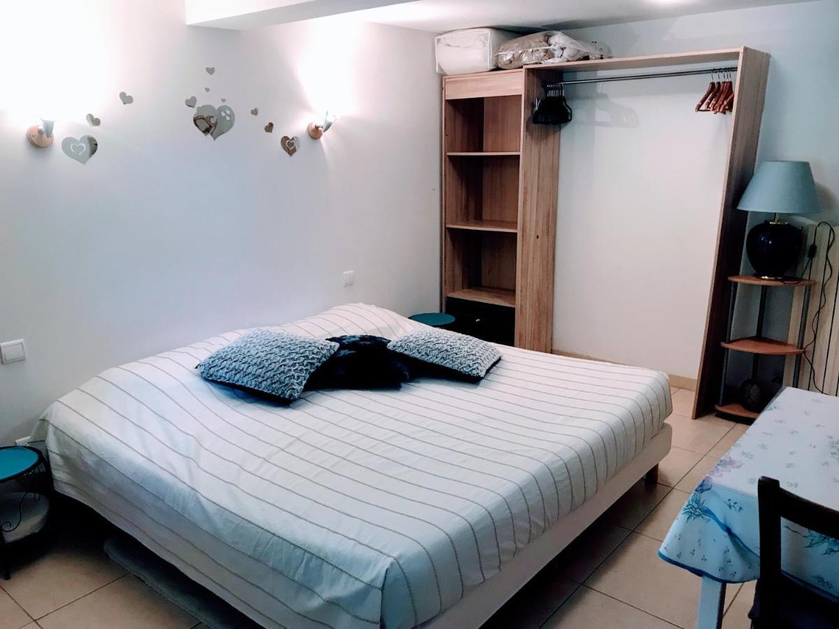 Chambre Et Salle De Bain Prive S'Ouvrant Sur Terrasse, Jardin Et Cuisine D'Ete Quillan Eksteriør bilde