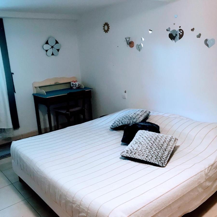 Chambre Et Salle De Bain Prive S'Ouvrant Sur Terrasse, Jardin Et Cuisine D'Ete Quillan Eksteriør bilde